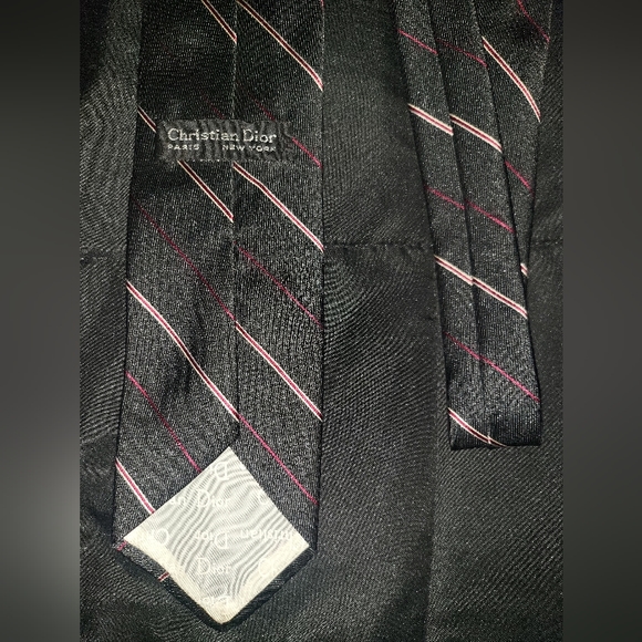 Vintage Christian Dior Tie - Picture 2 of 3